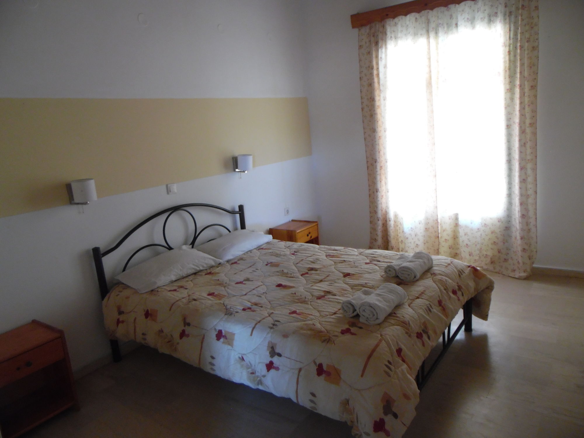 Katsaros Studios & Apartments Сідарі Екстер'єр фото