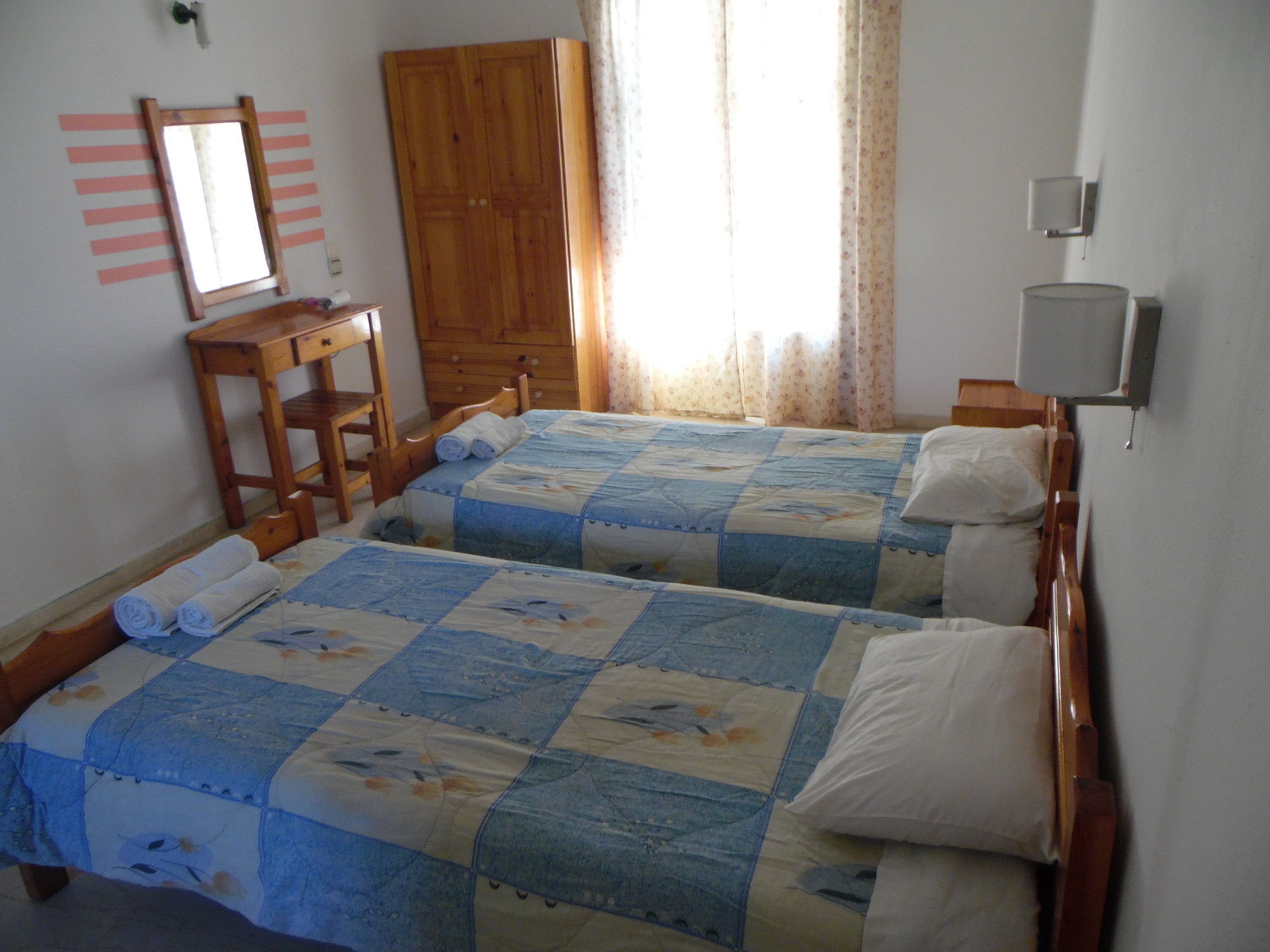Katsaros Studios & Apartments Сідарі Екстер'єр фото