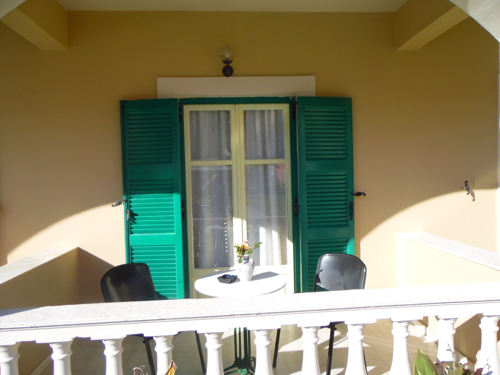 Katsaros Studios & Apartments Сідарі Екстер'єр фото